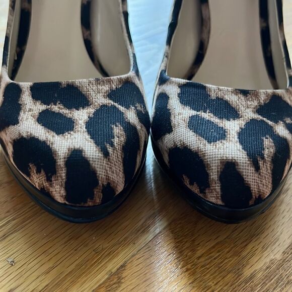 NINE WEST Leopard Faux Stiletto Platform Pumps- 8M - Picture 14 of 16